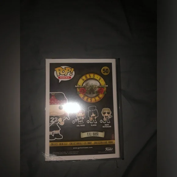 Funko Pop Axl Rose - Picture 2 of 3